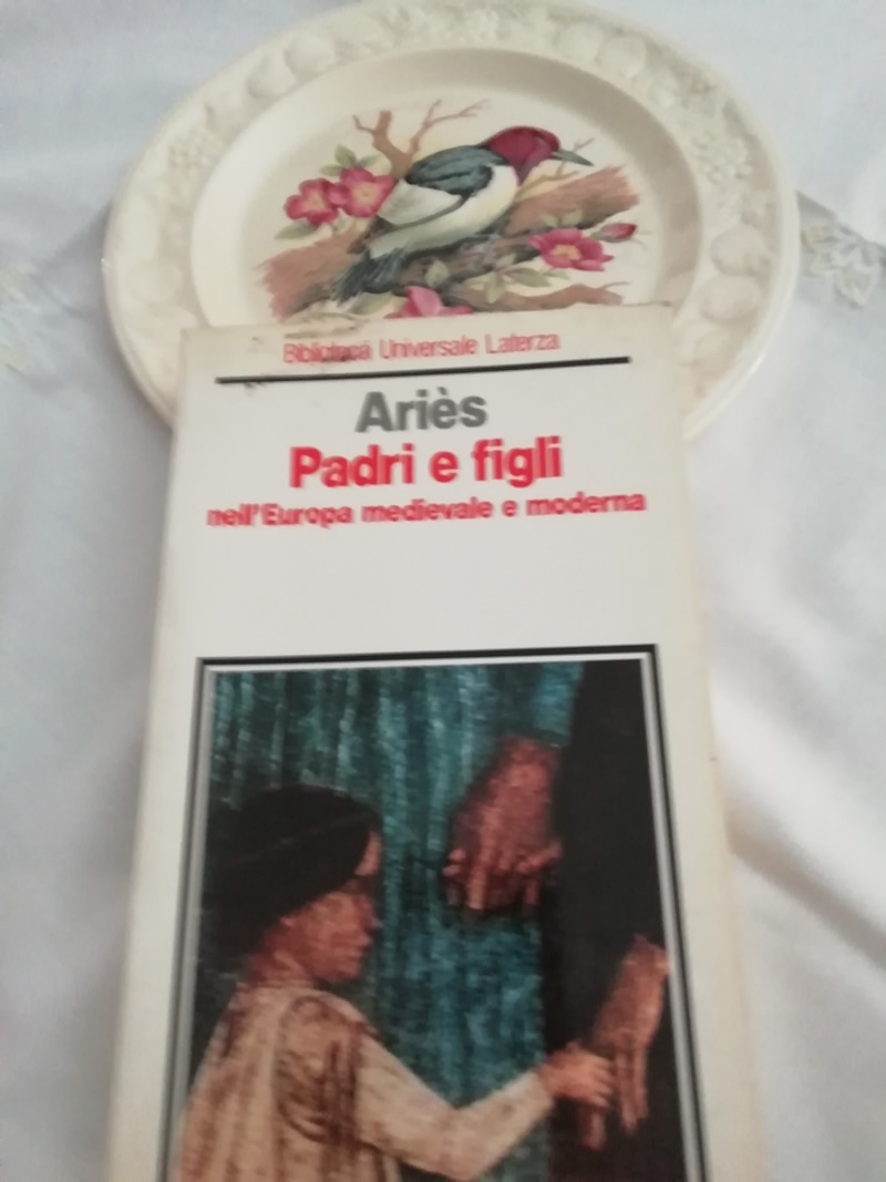 Padri e figli nell'Europa medievale e moderna di Philippe Ariès