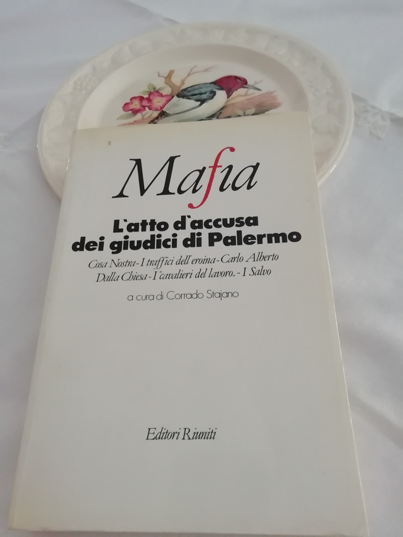 Mafia - L'atto di accusa dei giudici di Palermo a cura di Corrado Stajano